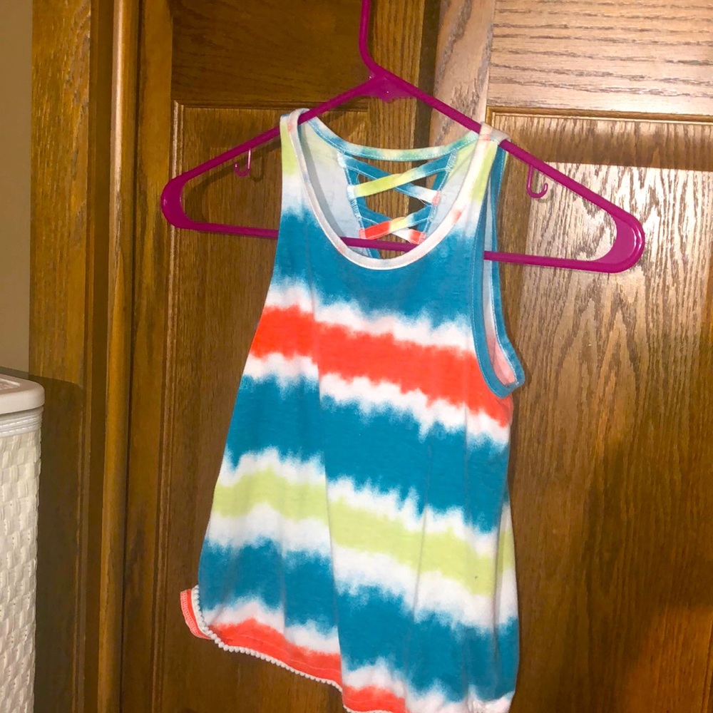 tank top. such pretty colors!
